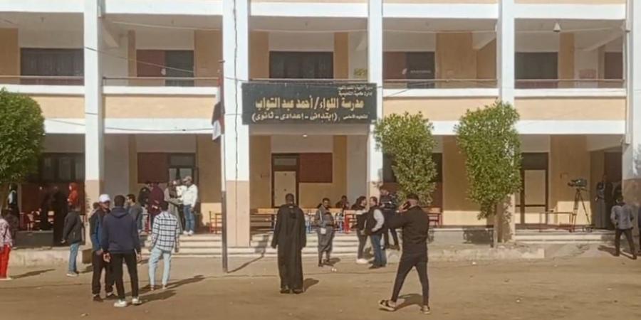 إقبال متوسط للناخبين في اليوم الأخير بالدائرة الثالثه مع فتح لجان الاقتراع بالفيوم