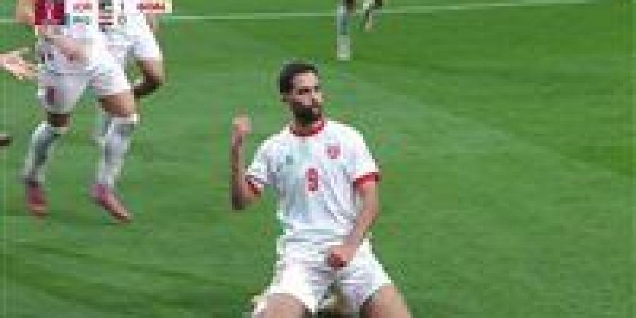 رغم إصابة يزن النعيمات: منتخب الأردن يتقدم على العراق بهدف علي علوان في ربع نهائي كأس العرب 2025