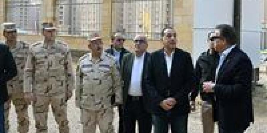 رئيس الوزراء يتفقد مشروع إنشاء مستشفى التأمين الصحي الشامل الجديد بالعاصمة