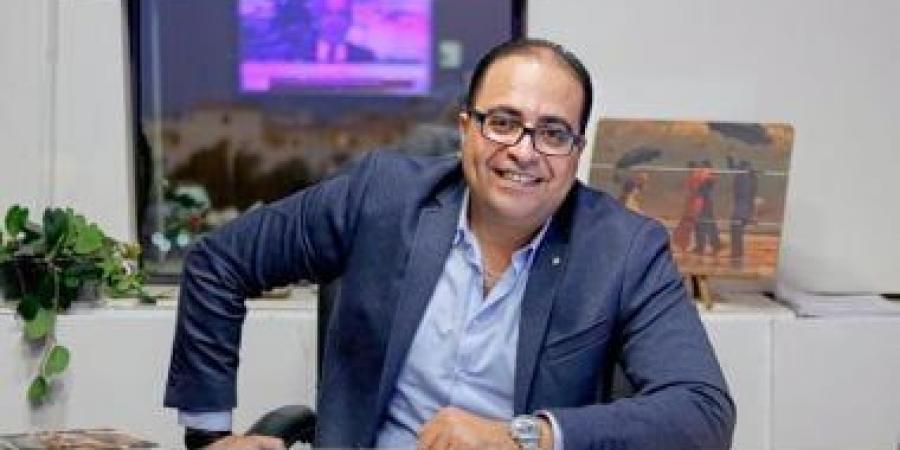 بعد فوزه بجائزة نجيب محفوظ الأدبية.. تعرف على أهم أعمال شريف سعيد