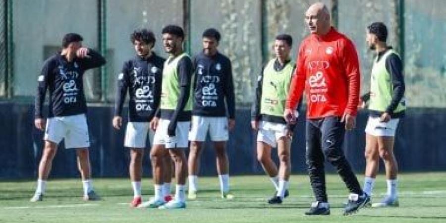 حسام حسن يجتمع بصلاح ومرموش.. ومفاجأة خاصة لمحمد الشناوى