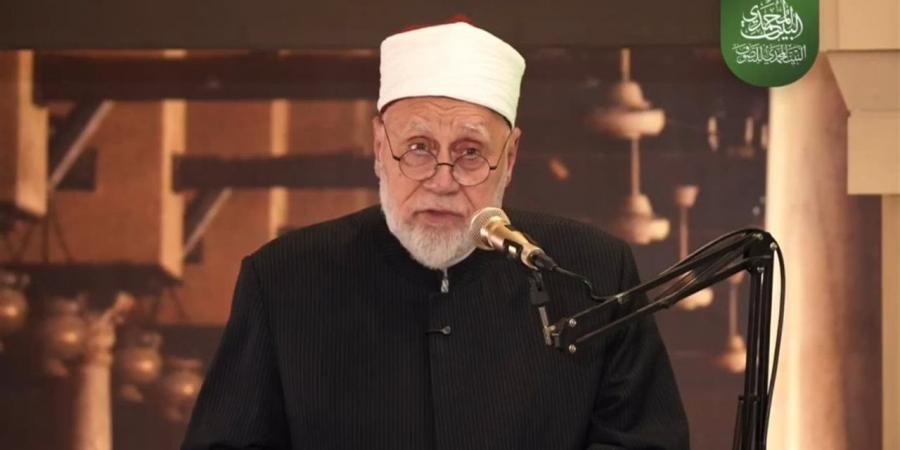 محمد
      مهنا:
      مؤسس
      العشيرة
      المحمدية
      قضي
      70
      عاما
      من
      حياته
      لخدمة
      التصوف