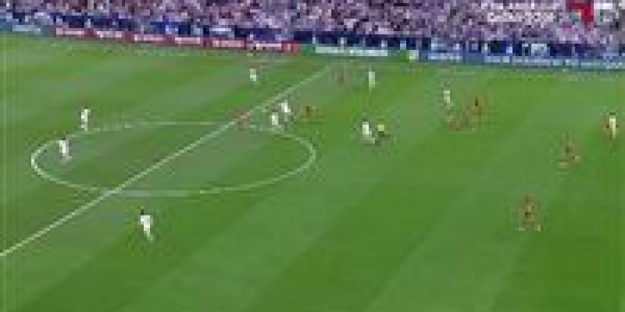 نهائي
      كأس
      العرب
      2025:
      أسامة
      طنان
      يسجل
      الهدف
      الأول
      لمنتخب
      المغرب
      في
      مرمى
      الأردن
      بطريقة
      عالمية