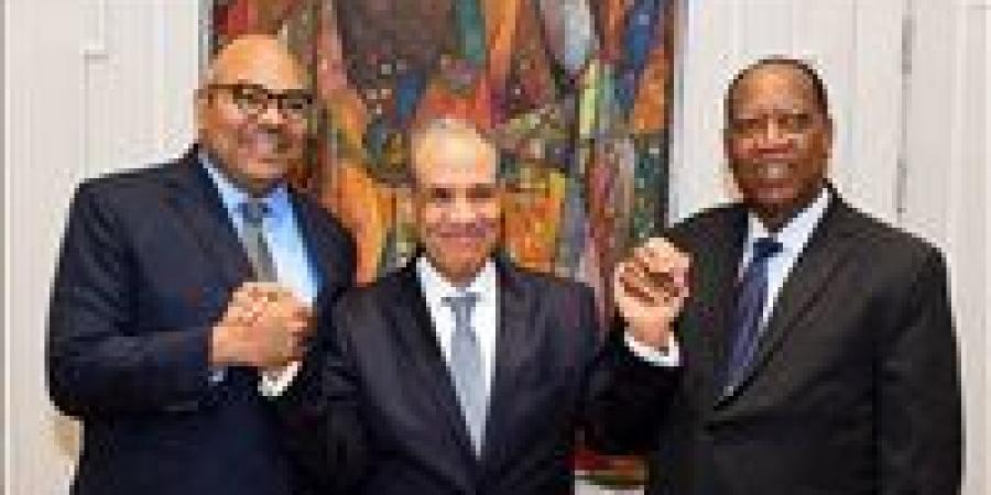 وزير
      الخارجية:
      سد
      جوليوس
      نيريري
      نموذج
      ناجح
      للتعاون
      بين
      دول
      حوض
      النيل