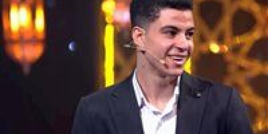 محمد
      ماهر
      يبهر
      لجنة
      التحكيم
      في
      برنامج
      دولة
      التلاوة
      بسورة
      النحل