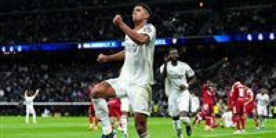 الشوط
      الأول:
      ريال
      مدريد
      يتقدم
      على
      إشبيلية
      بهدف
      جود
      بيلينجهام
      في
      الدوري
      الإسباني