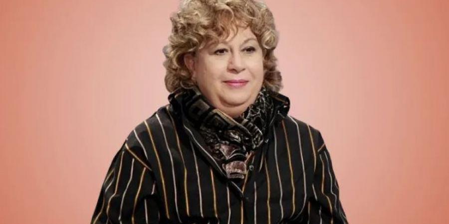 موعد
      ومكان
      عزاء
      سمية
      الألفي..
      تساؤلات
      حول
      حضور
      أحمد
      الفيشاوي