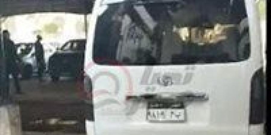 بدء
      جنازة
      سمية
      الألفي..
      سر
      غياب
      أحمد
      الفيشاوي
      عن
      تشييع
      الجثمان