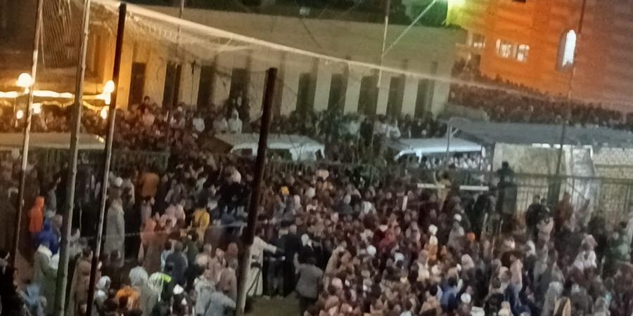 تشييع
      جثامين
      7
      ضحايا
      حادث
      الطريق
      الإقليمي
      بقرية
      معصرة
      صاوي
      في
      الفيوم