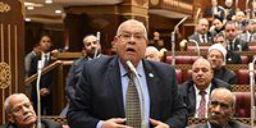 بمناقشات
      تغليظ
      سرقة
      الكهرباء..
      ناجي
      الشهابي
      منفعلا:
      "مش
      معقولة
      الأعضاء
      يتكلموا
      قبل
      الأحزاب..
      ورئيس
      المجلس:
      "خلينا
      في
      الموضوع"