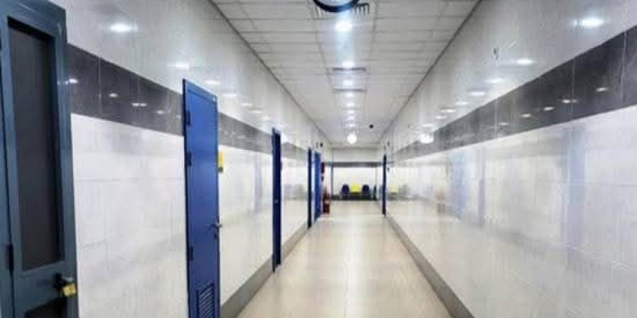 تفاعل
      سريع
      ومباشر
      من
      محافظ
      أسوان
      مع
      مطالب
      وشكاوى
      أهالى
      قرى
      حاجر
      البلاليص
      بإدفو