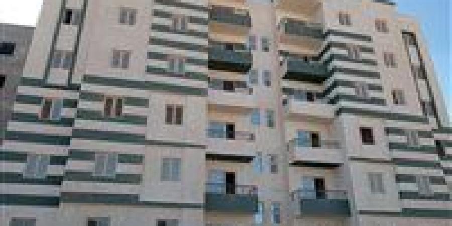 وزير
      الإسكان
      يتابع
      موقف
      مشروعات
      وحدات
      المبادرة
      الرئاسية"
      سكن
      لكل
      المصريين"
      بعددٍ
      من
      المدن
      الجديدة