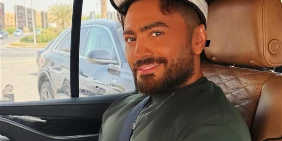 من
      أيام
      الجامعة..
      معجبة
      تروي
      علاقتها
      بتامر
      حسني