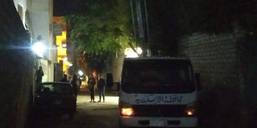 مد
      شبكة
      كهرباء
      هوائية
      بطول
      90
      مترا
      استجابة
      لطلبات
      المواطنين
      بحى
      العجمي
      بالإسكندرية