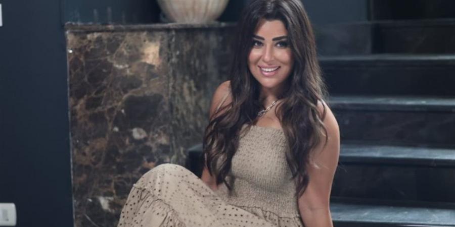 أيتن
      عامر
      تعتذر
      عن
      "حق
      ضايع"
      وتخوض
      رمضان
      بـ"كلهم
      بيحبوا
      مودي"