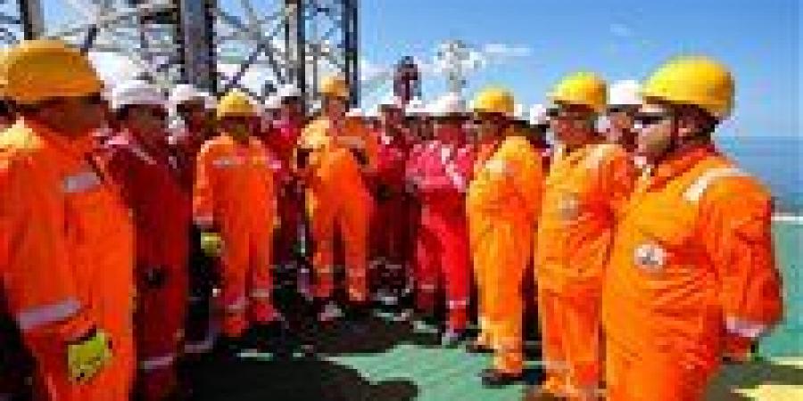 وزير
      البترول:
      التعدين
      استثمار
      طويل
      الأجل
      ومنجم
      السكري
      ضمن
      أكبر
      10
      مناجم
      ذهب
      عالميًا