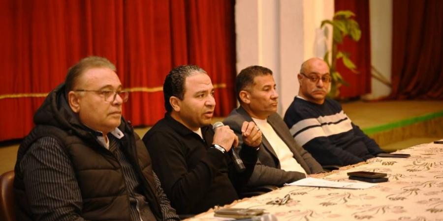 نادى الصيد يجتمع بالأجهزة الفنية والطبية ويشدد على الالتزام بالأكواد الطبية