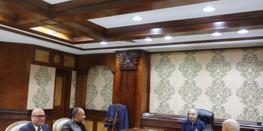 انطلاق
      أعمال
      تطوير
      إستاد
      المنيا
      الرياضي
      «سيتي
      كلوب»