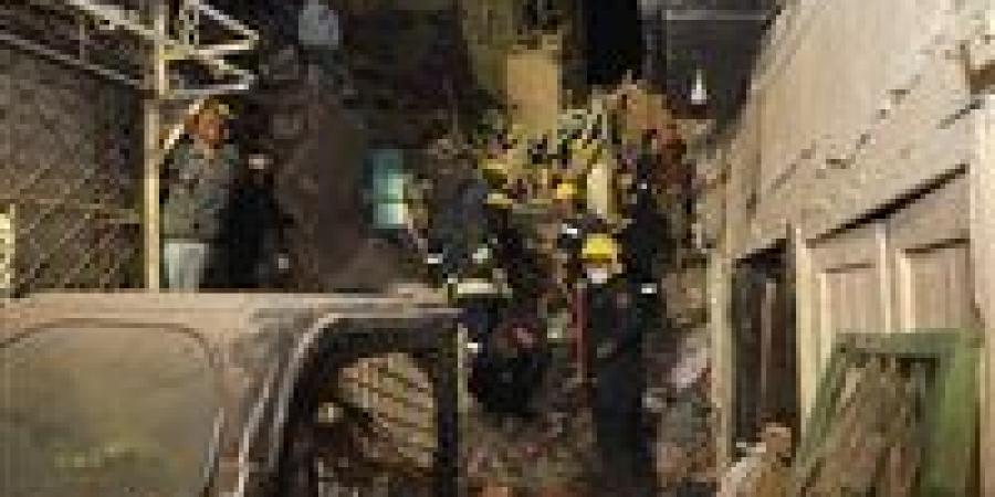 انهيار
      عقار
      إمبابة..
      3
      وفيات
      و8
      مصابًا
      وعمليات
      الإنقاذ
      مستمرة