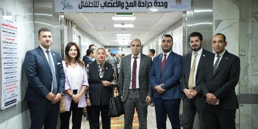 مؤسسة
      البنك
      التجاري
      الدولي
      تفتتح
      مركز
      جراحة
      المخ
      للأطفال
      بمستشفى
      جامعة
      أسوان