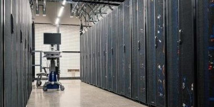 العطش الرقمى: تعرف على كمية المياه التى يستهلكها الذكاء الاصطناعى؟