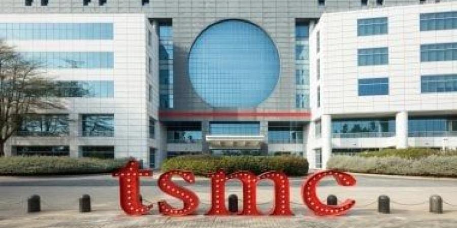 آبل في مأزق.. نقص إنتاج شرائح 2 نانومتر تهدد آيفون 18