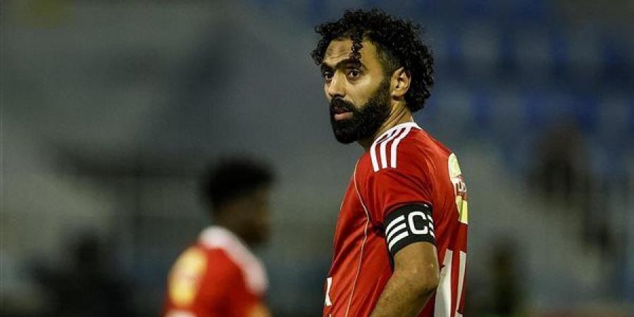 مفاجأة
      في
      مفاوضات
      تجديد
      عقد
      حسين
      الشحات
      مع
      الأهلي