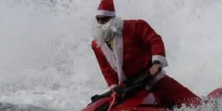 إسرائيل تعتقل بابا نويل فى حيفا خلال احتفال بعيد الميلاد.. فيديو