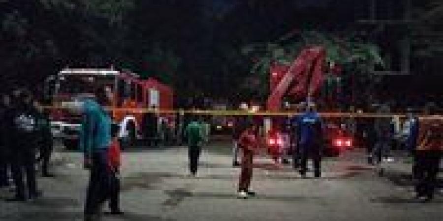 استشهاد
      7
      مصلّين
      وإصابة
      آخرين
      إثر
      انفجار
      عبوة
      ناسفة
      داخل
      مسجد
      بنيجيريا