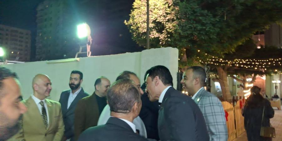 النائب
      محمد
      رزق
      ووفد
      مستقبل
      وطن
      يشاركون
      في
      احتفالات
      عيد
      الميلاد
      المجيد
      بكاتدرائية
      العذراء
      مريم