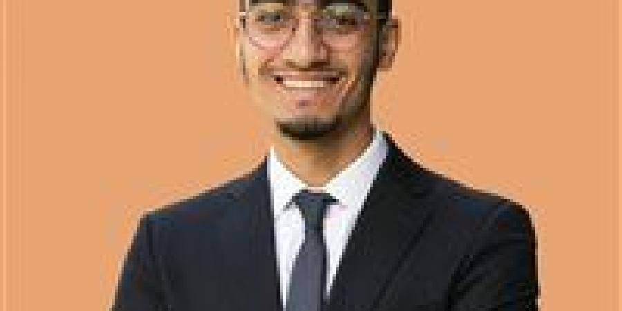 رئيس
      جامعة
      المنصورة
      يهنئ
      الطالب
      حمزة
      أبو
      الخير
      لانضمامه
      إلى
      قائمة
      Forbes
      Middle
      East
      30
      Under
      30
      لعام
      2025