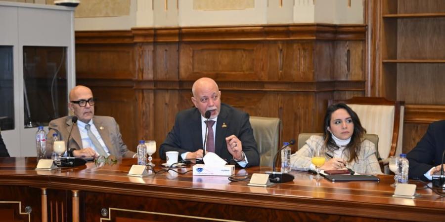 النائب
      حازم
      الجندي
      لوزير
      الخارجية:
      الدبلوماسية
      المصرية
      حائط
      الصد
      في
      الدفاع
      عن
      الدولة
      وتلعب
      دورا
      محوريا
      بملف
      حقوق
      الإنسان