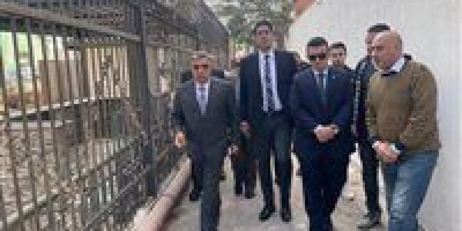 محافظ
      الدقهلية
      يتفقد
      أعمال
      تطوير
      قصر
      ثقافة
      المنصورة