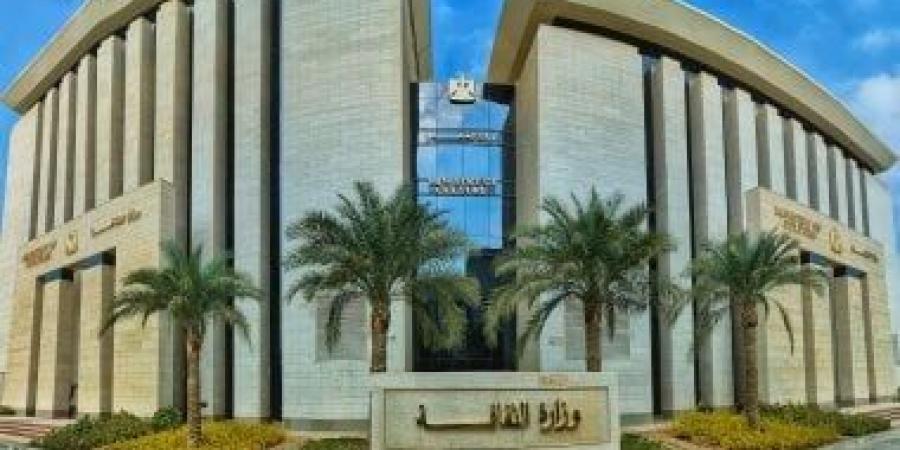 حراك جماهيرى فى متاحف الثقافة ضمن مبادرة فرحانين بالمتحف الكبير