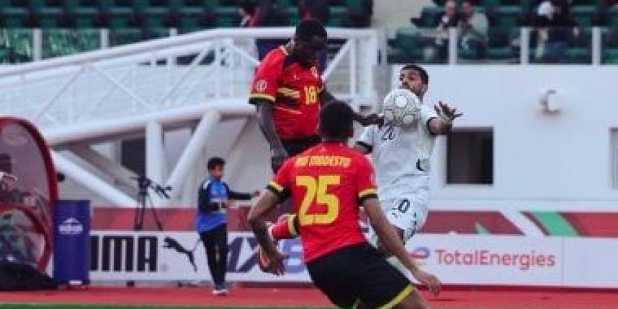 زيزو يهدد مرمى أنجولا بتصويبة قوية فى الدقيقة 59