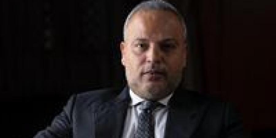 "كنت لسه طالب".. تامر عبد المنعم يحكي كيف أصبح مؤلفًا لفيلم مع الزعيم