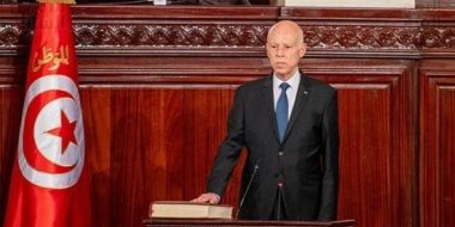 الرئيس التونسي يمدد حالة الطوارئ حتى نهاية يناير 2026