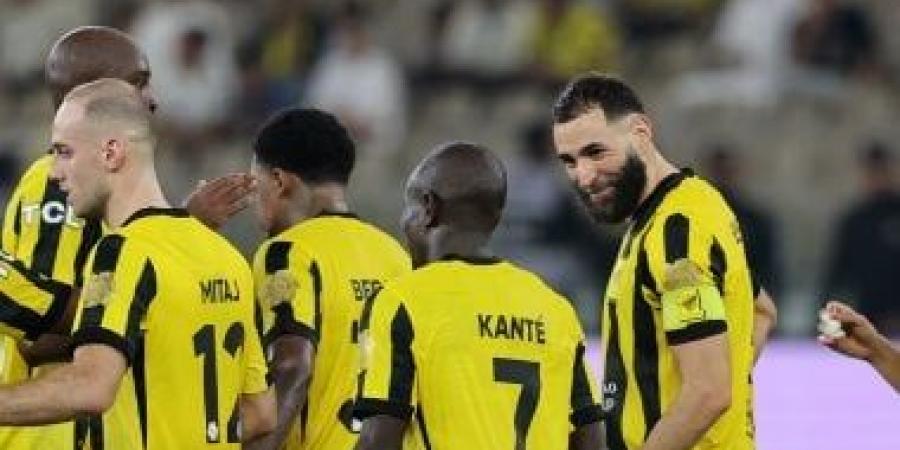 الاتحاد يواجه نيوم في مواجهة متكافئة بالدوري السعودي