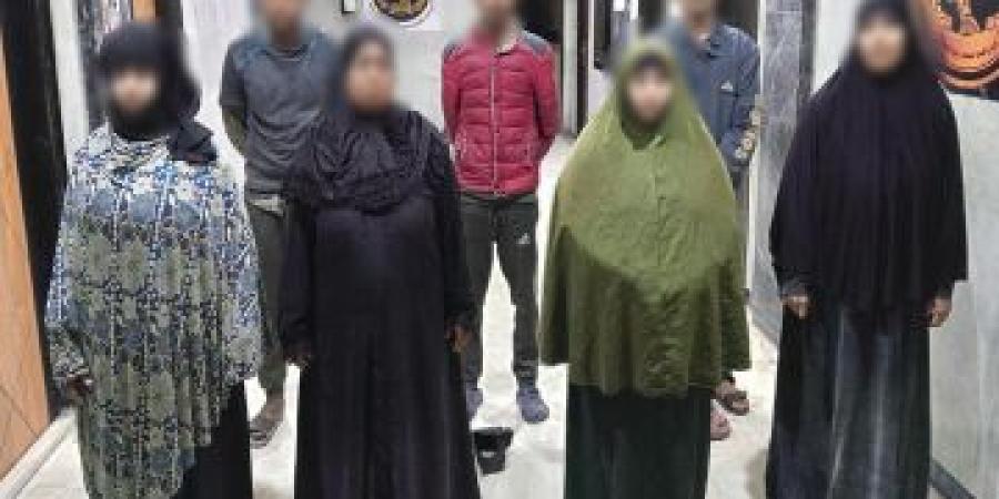 ضبط المتهمين باستغلال 15 حدثا في أعمال التسول بالجيزة