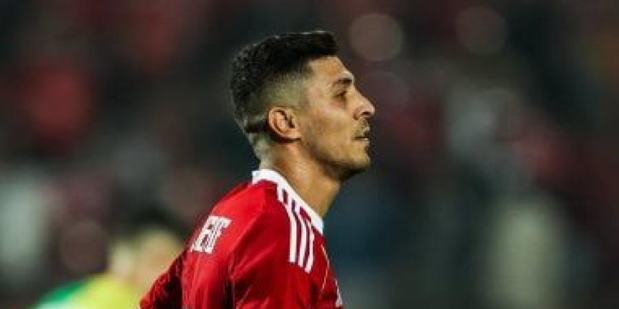 توروب يحسم موقفه من رحيل محمد شريف عن الأهلي في يناير