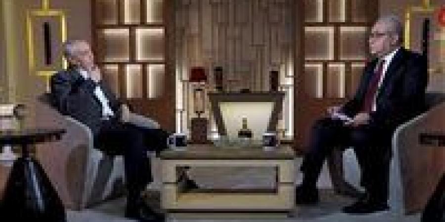 حسن عصفور: أبو مازن لم يملأ فراغ الزعامة بعد رحيل عرفات