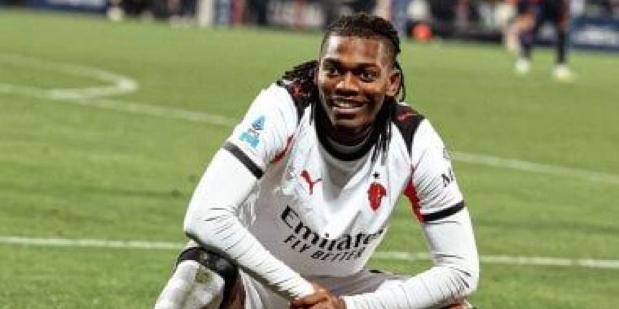 ميلان ينتزع الصدارة مؤقتا بالفوز على كاليارى 1-0 فى الدوري الإيطالي