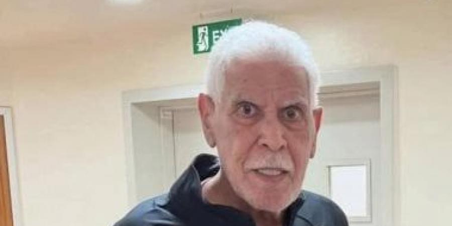 كريم حسن شحاتة: المعلم خضع لحقن فى الظهر وحاليا بمرحلة الاستشفاء