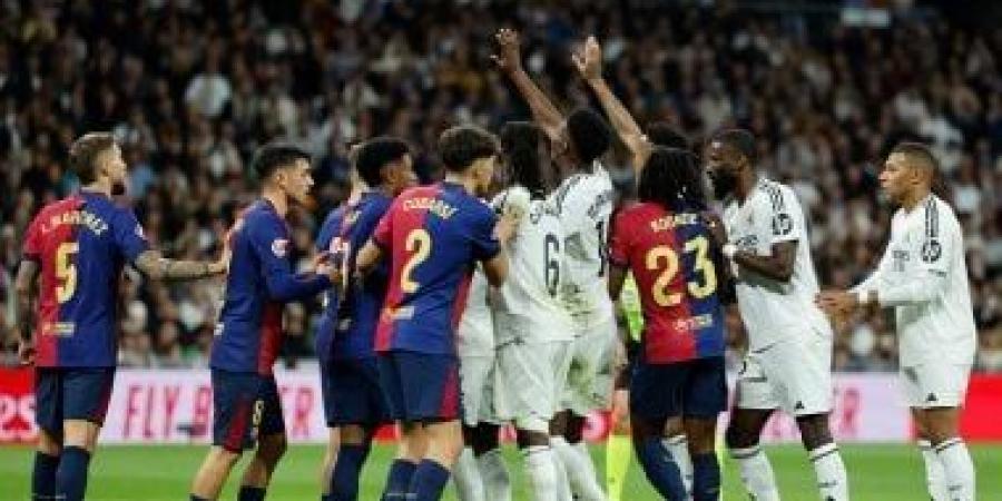 ريال مدريد وبرشلونة في ميزان الأرقام.. من يحسم السوبر الإسباني؟