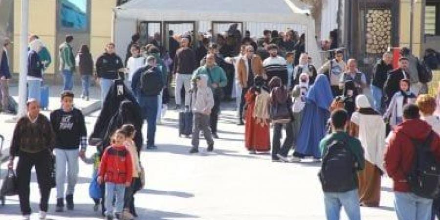 سبائك الذهب يتصدر العناوين الأكثر مبيعا بجناح دار الكتب بمعرض القاهرة للكتاب