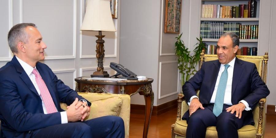 الممثل الأعلى لغزة: نثمن الجهود المصرية لخفض التصعيد في غزة والشرق الأوسط