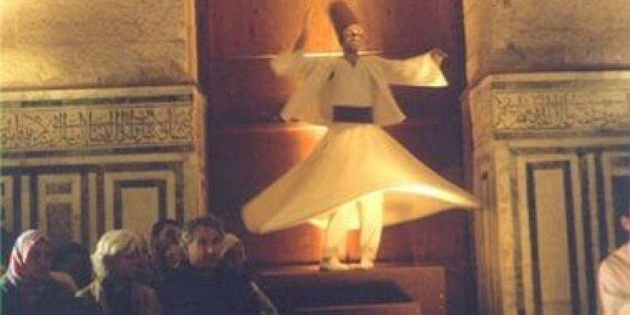 فرقة كاريزما تقدم حفلا غنائيا فى قبة الغورى.. اعرف موعدها