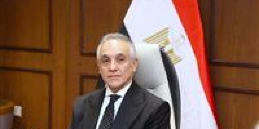 باستثناء الجهات الخدمية.. العدل: تطبيق قرار العمل عن بعد يوم الأحد من كل أسبوع لمدة شهر