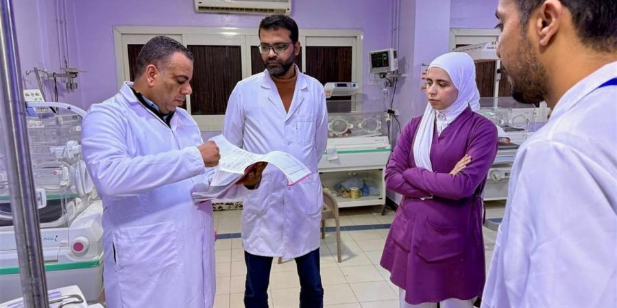 مدير مستشفى العريش العام يؤكد أهمية تقديم خدمة طبية لائقة للمواطنين