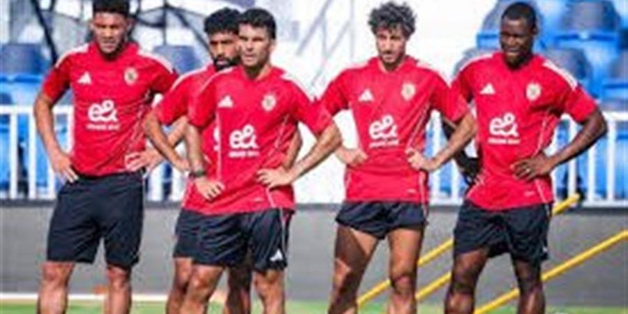 عاجل.. الأهلى يرصد نصف مليون جنيه لكل لاعب للتتويج بالدورى